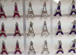 Boucles d'oreille Tour Eiffel strass et couleur