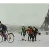 Carte postale ski à Paris