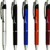 5 Stylos Tour Eiffel Paris chic
